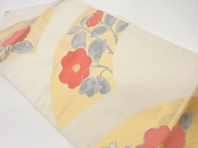 地紙に椿模様織出し名古屋帯